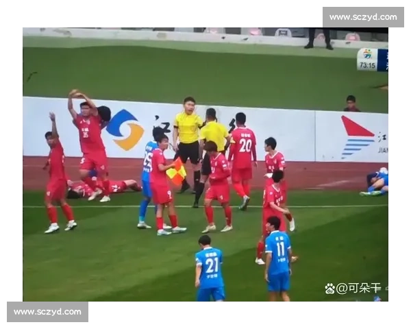 电视机前 神吹 破点球！盐城球迷这波操作太秀了